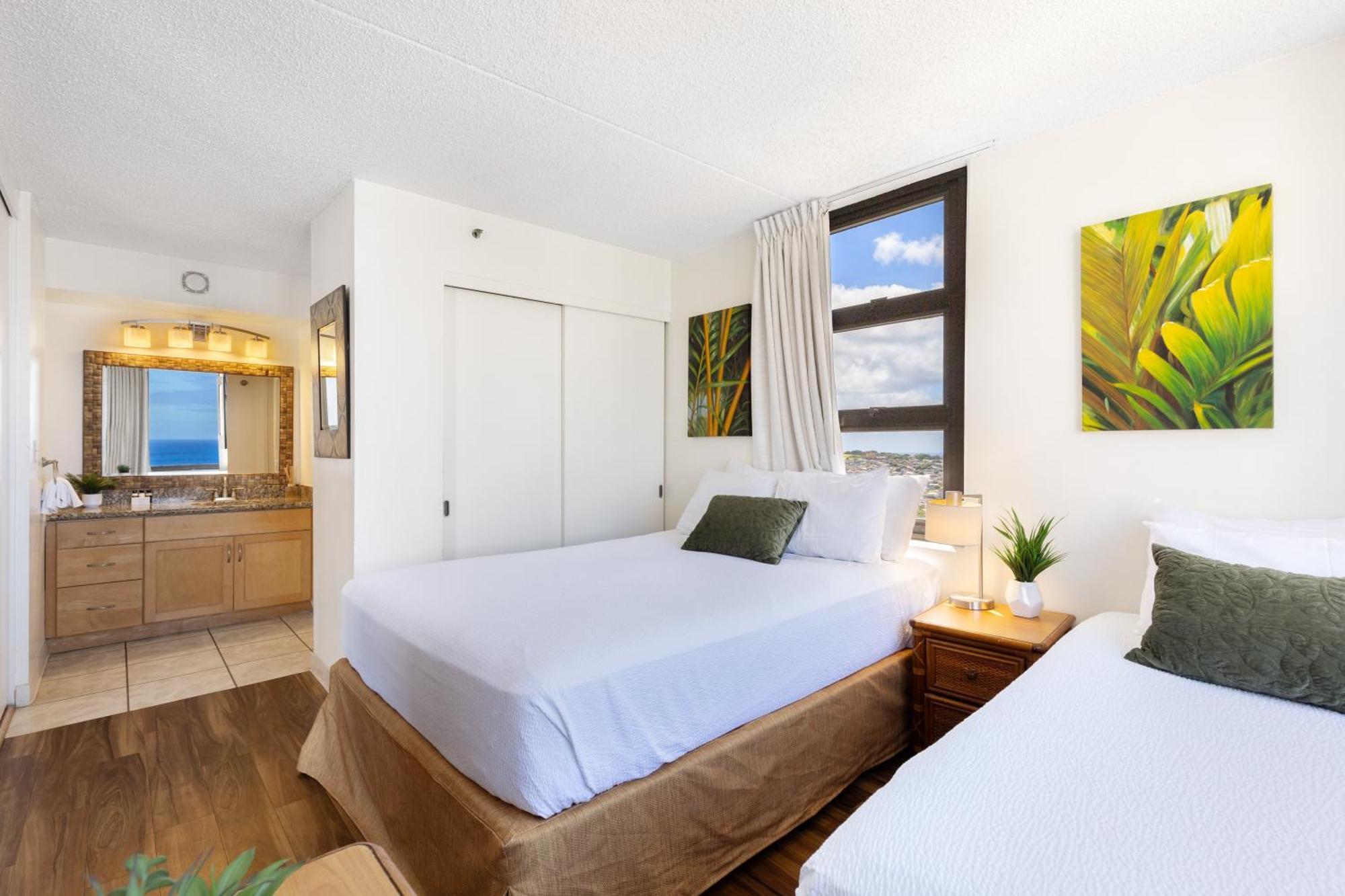 Beautifully Renovated 32Nd Floor Deluxe Ocean View Waikiki Condo Condo Гонолулу Екстер'єр фото