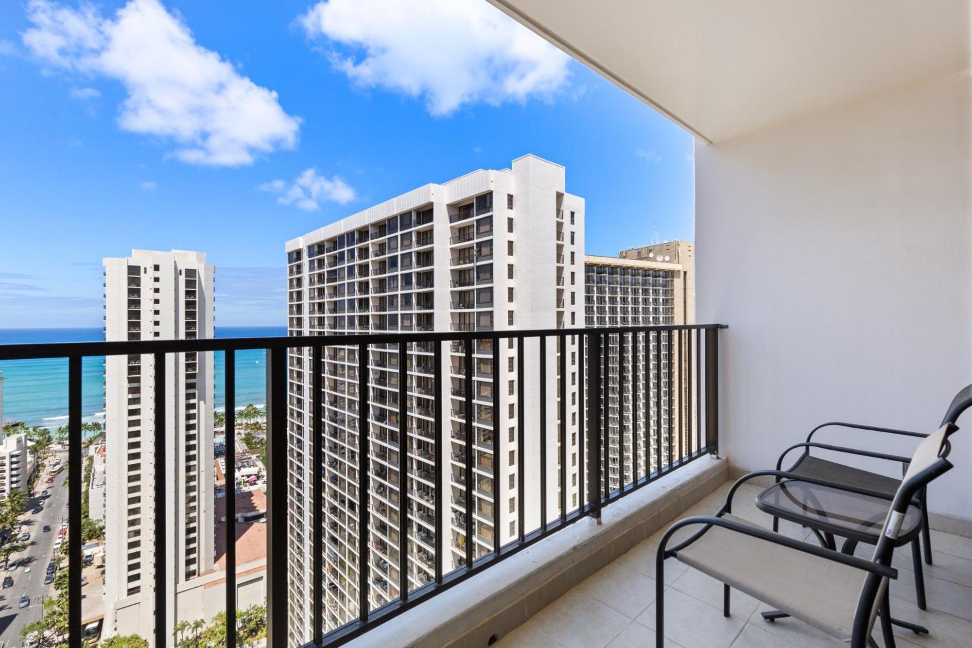 Beautifully Renovated 32Nd Floor Deluxe Ocean View Waikiki Condo Condo Гонолулу Екстер'єр фото